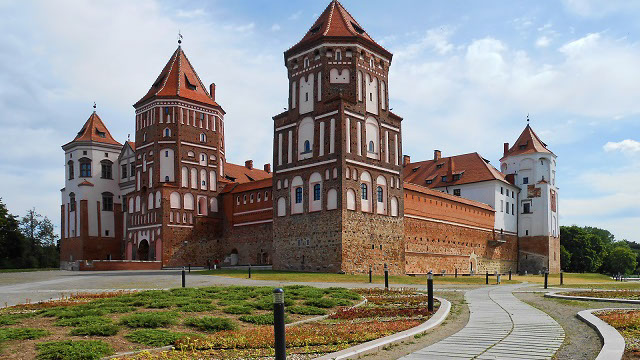 Экскурсия в Мирский замок Экскурсия в Мирский замок